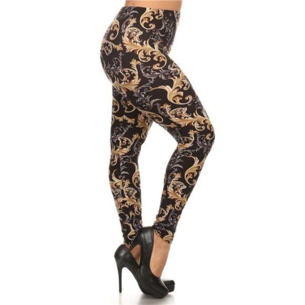 Black and Gold Paisley Pattern Print Buttery Soft Leggings